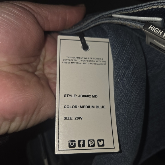 New women's plus size 20 Judy Blue jeans - Picture 5 of 5